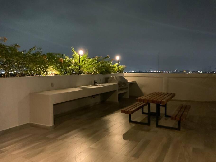 Ferienwohnung Estilo Minimalista Frente Arena Y Parque Fundidora Monterrey Exterior foto