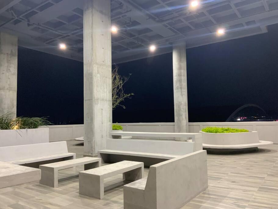 Ferienwohnung Estilo Minimalista Frente Arena Y Parque Fundidora Monterrey Exterior foto